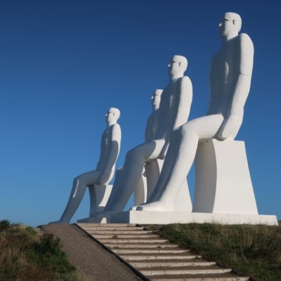 die drei Männer am Meer
